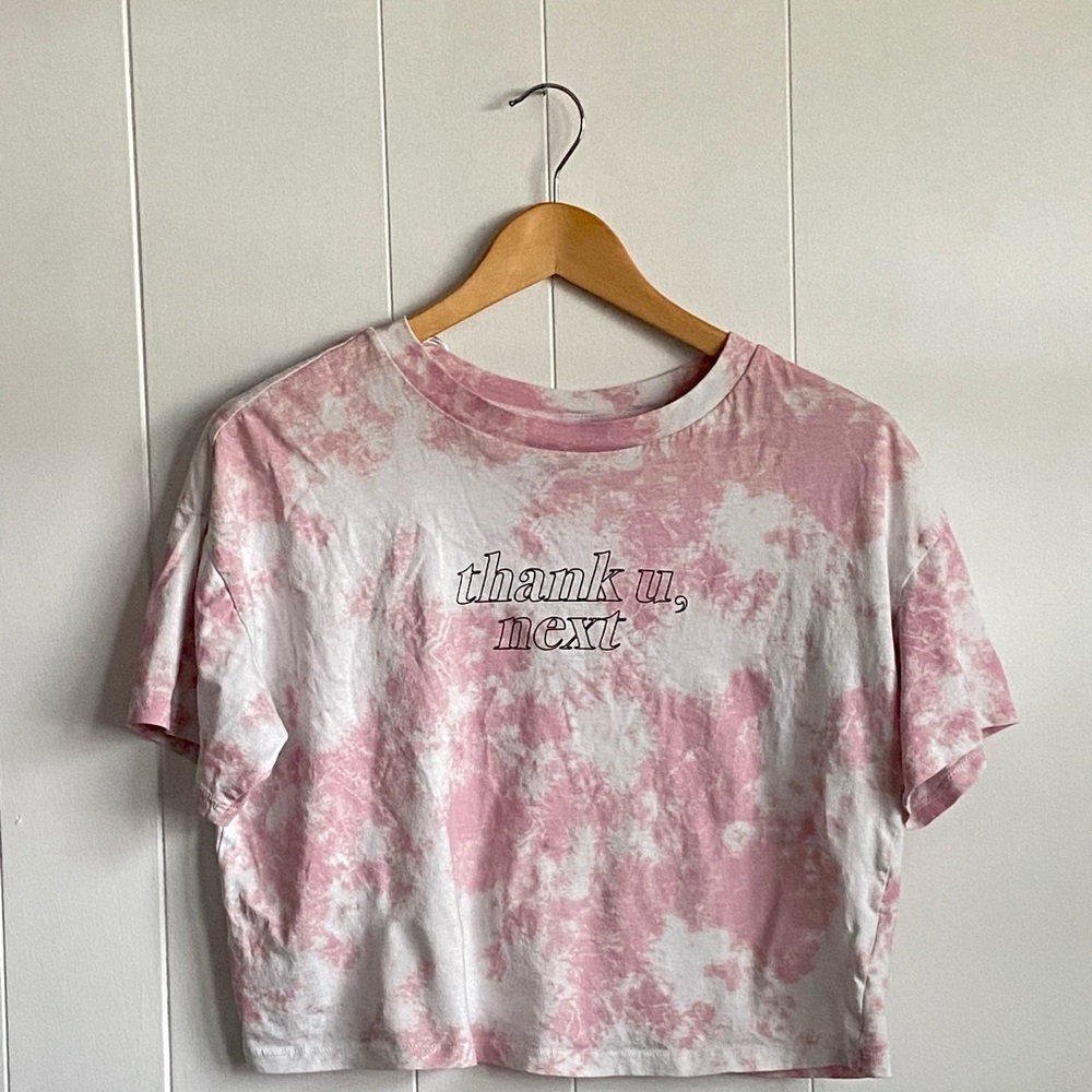 Ariana grade crop tee,worn twice, good condition